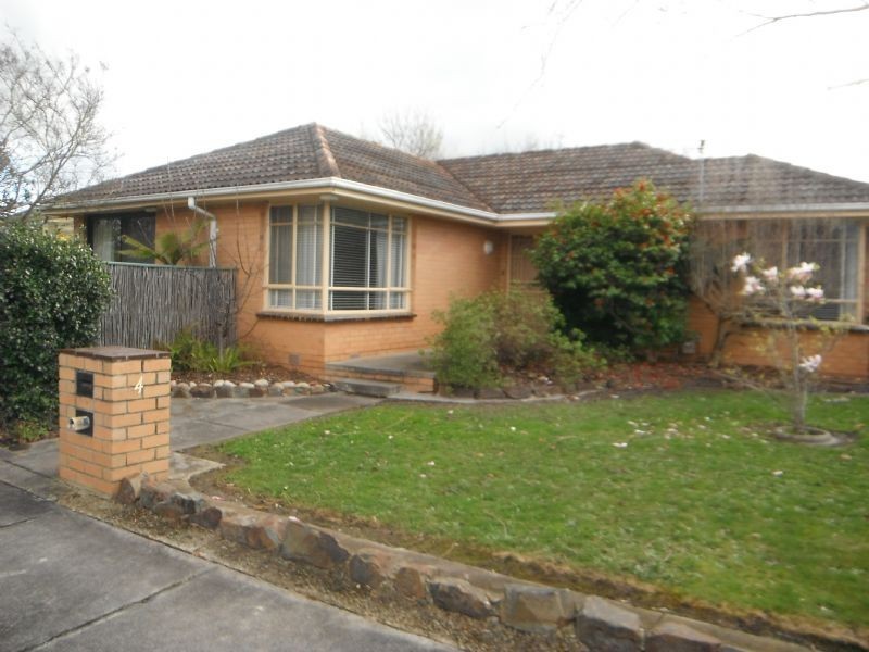 4 Cherry Street, Glen Waverley VIC 3150