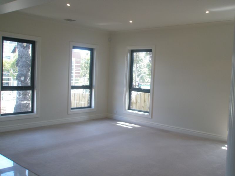 1/647 High Street Road, Glen Waverley VIC 3150