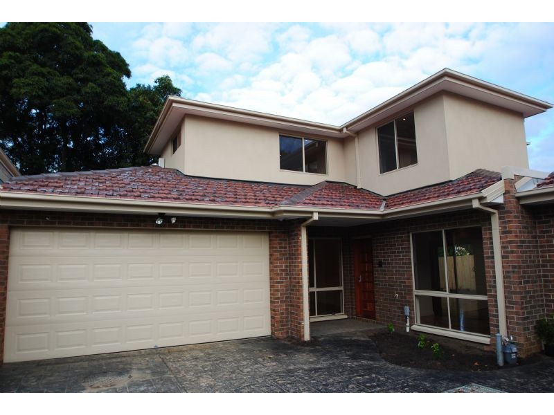 2/22 Roberts Street, Glen Waverley VIC 3150