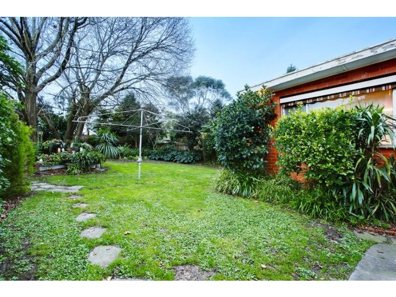 31 Bennett Avenue, Mount Waverley VIC 3149