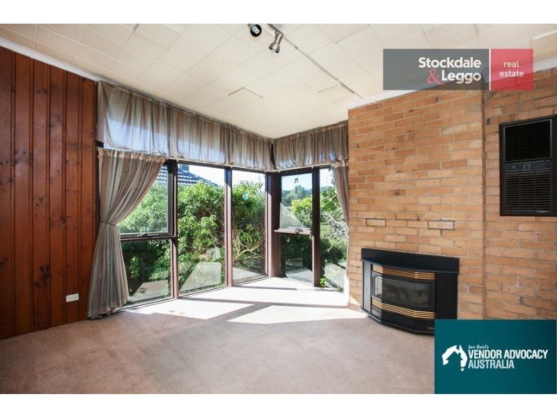 7 Falconer Street, Glen Waverley VIC 3150