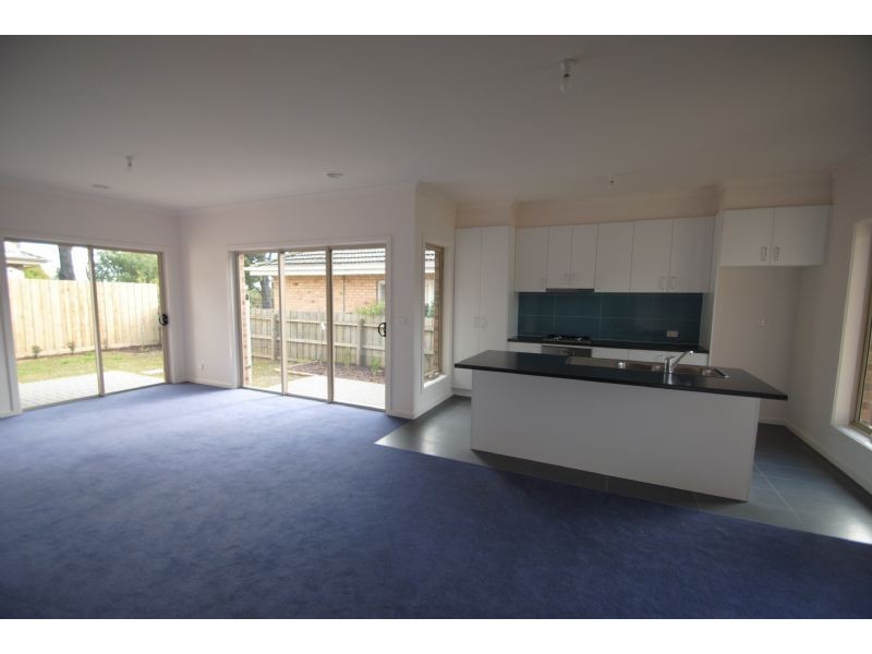 1/7 Kingsley Grove, Mount Waverley VIC 3149