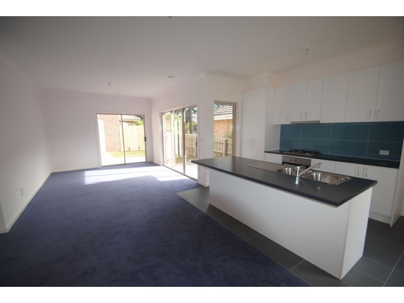 1/7 Kingsley Grove, Mount Waverley VIC 3149