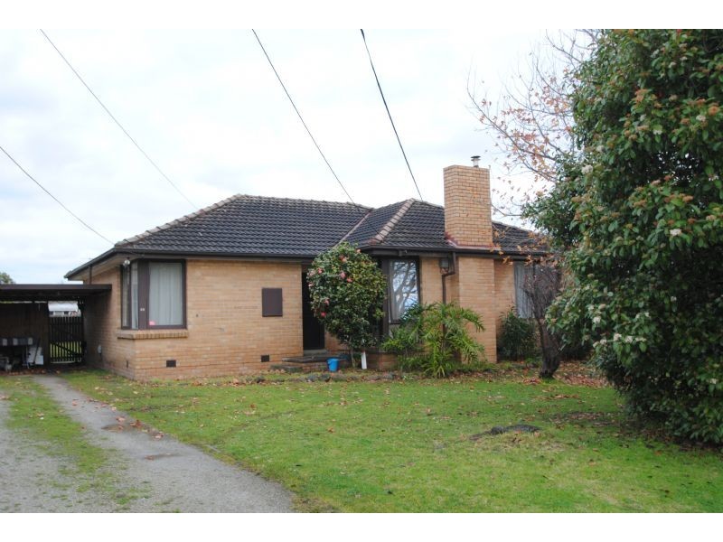 82 Essex  Road, Mount Waverley VIC 3149