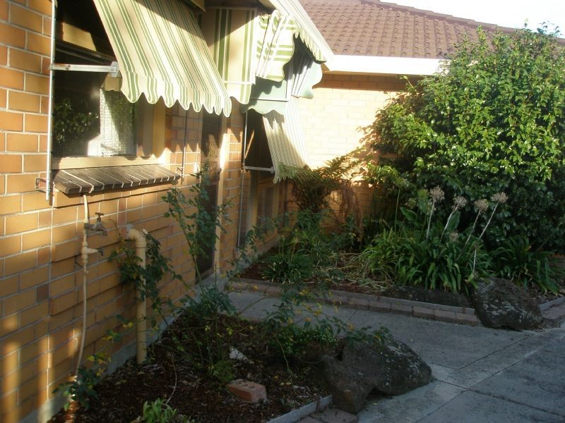 2/4 Batten Street, Glen Waverley VIC 3150