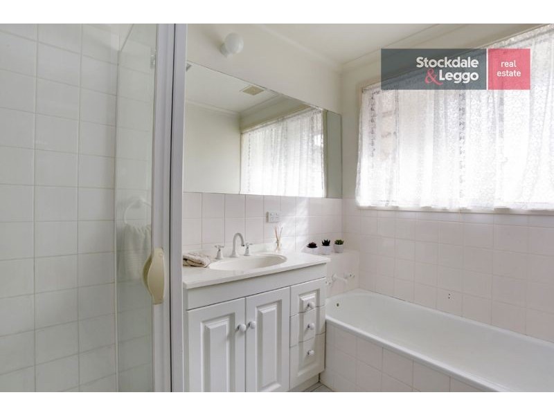 18 Netherby Avenue, Wheelers Hill VIC 3150