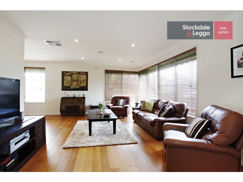 18 Netherby Avenue, Wheelers Hill VIC 3150