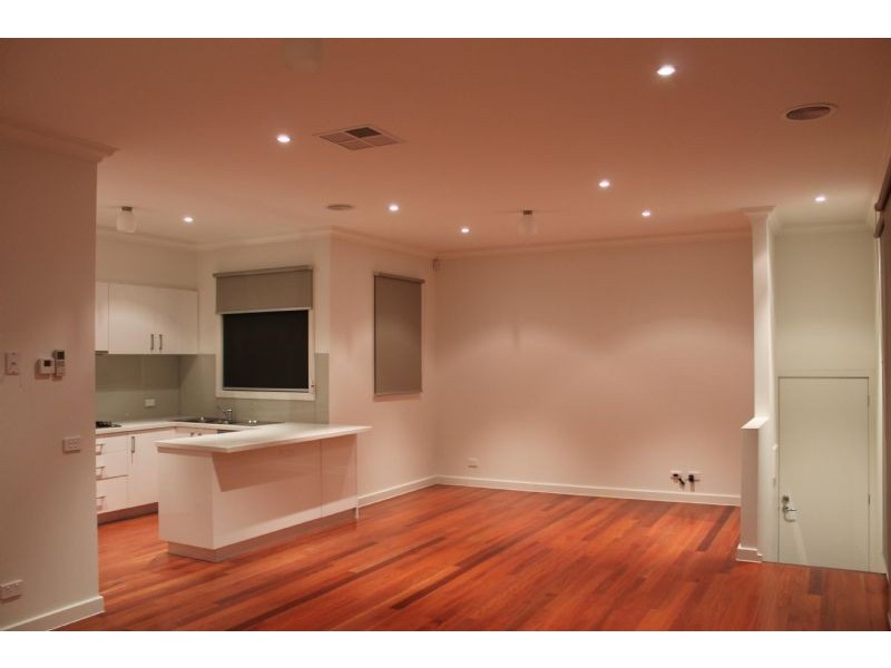 1/3 Dunscombe Avenue, Glen Waverley VIC 3150