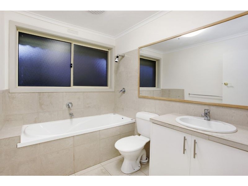 17 Shepherd Road, Glen Waverley VIC 3150