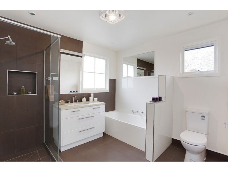 50 Madigan Drive, Glen Waverley VIC 3150