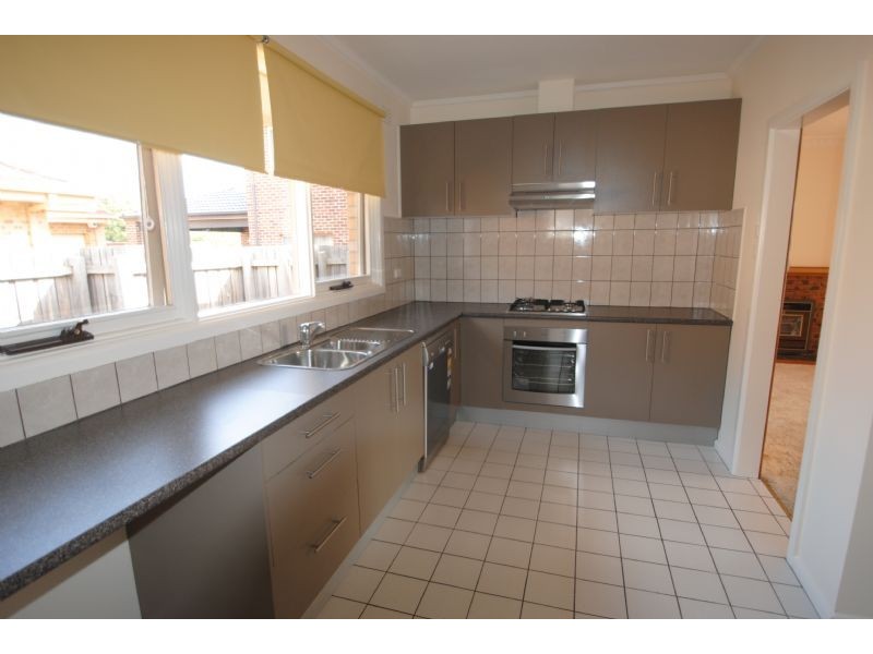 1/11 Myers Avenue, Glen Waverley VIC 3150