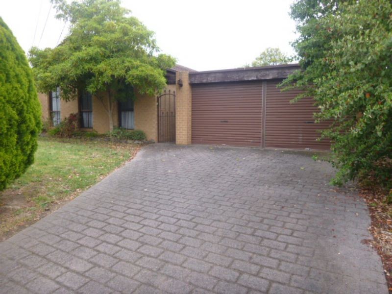 50 Phoenix Drive, Wheelers Hill VIC 3150