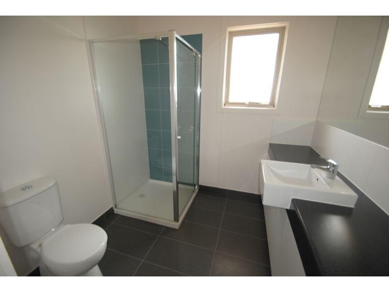 2/7 Kingsley Grove, Mount Waverley VIC 3149