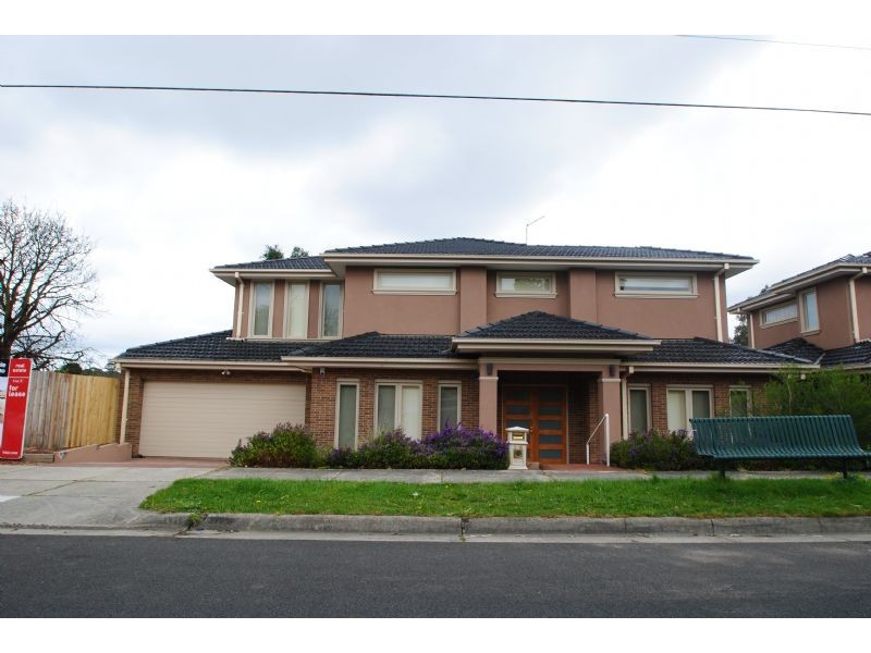 2/18 Maple Street, Mount Waverley VIC 3149