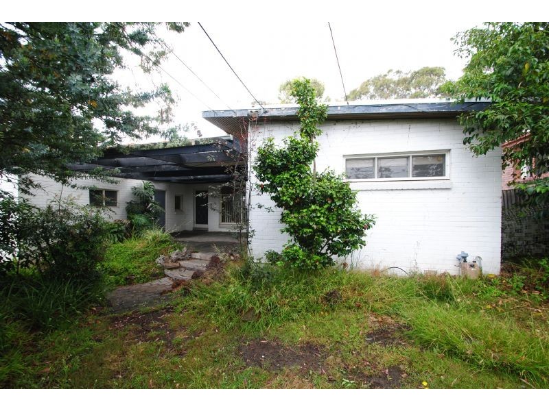 18 Landridge  Street, Glen Waverley VIC 3150