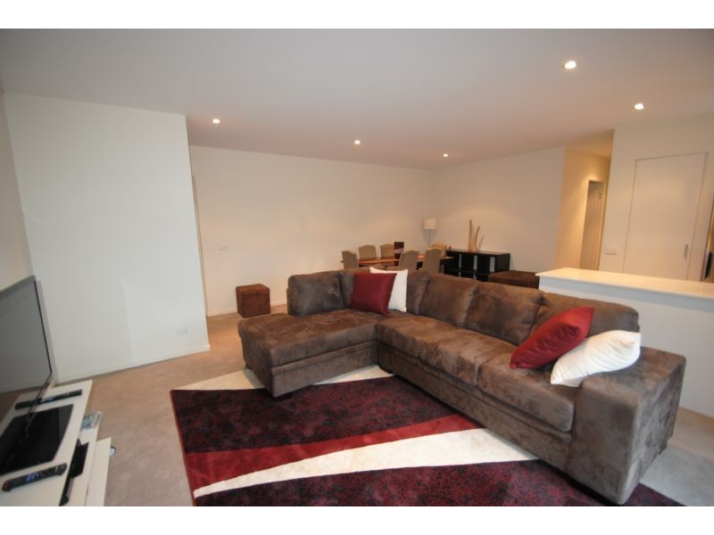 6/270 Springvale Road, Glen Waverley VIC 3150