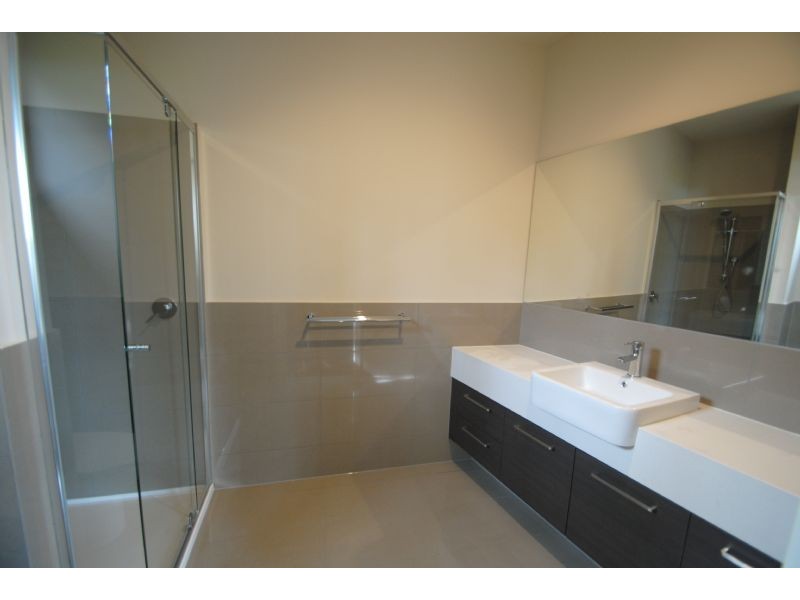 37A Charlotte Street, Glen Waverley VIC 3150