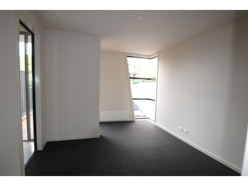 37A Charlotte Street, Glen Waverley VIC 3150