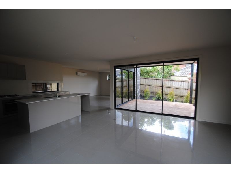 37A Charlotte Street, Glen Waverley VIC 3150