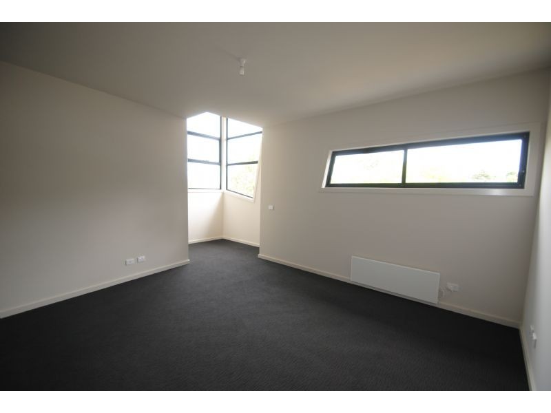 37B Charlotte Street, Glen Waverley VIC 3150