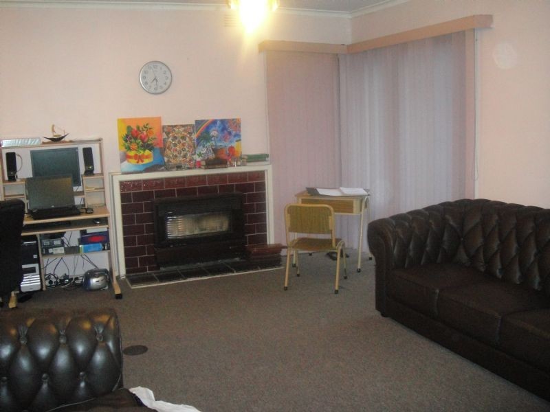 37 Johnson Drive, Glen Waverley VIC 3150