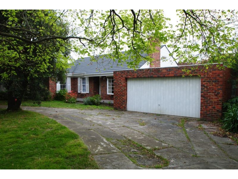 5 Tulip Court, Notting Hill VIC 3168