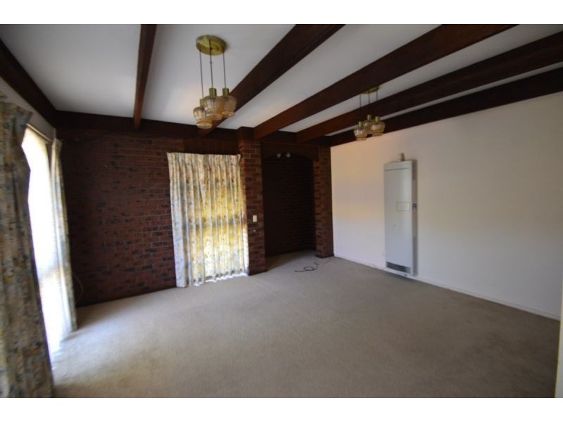 3/4 Middleborough Road, Burwood East VIC 3151