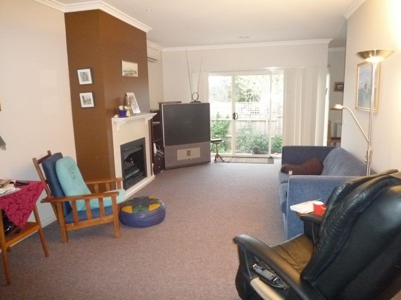 2/23 Illuka Crescent, Mount Waverley VIC 3149