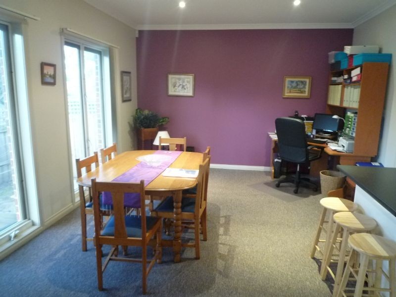 2/23 Illuka Crescent, Mount Waverley VIC 3149