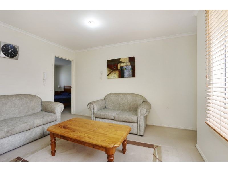 2 Marshall Way, Glen Waverley VIC 3150