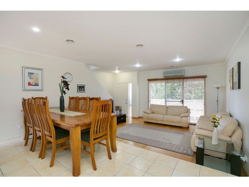 2 Marshall Way, Glen Waverley VIC 3150