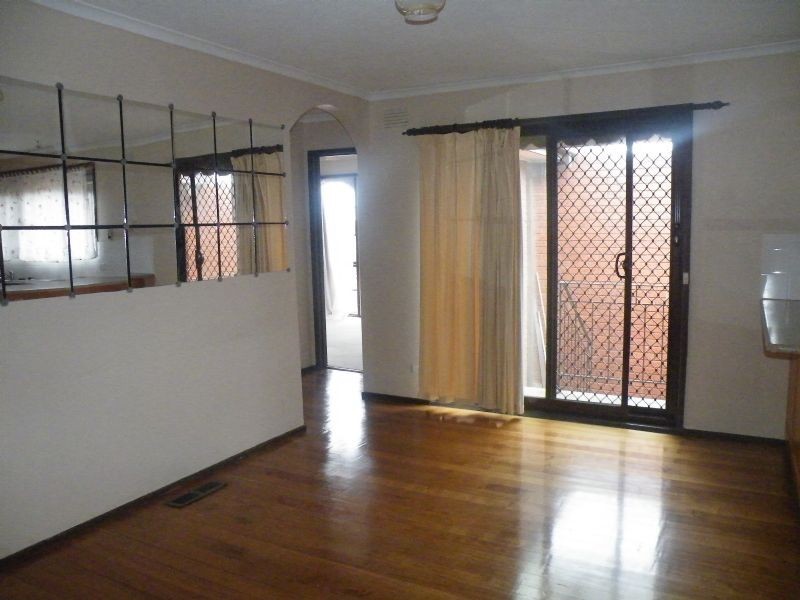 30 Raphael Drive, Wheelers Hill VIC 3150