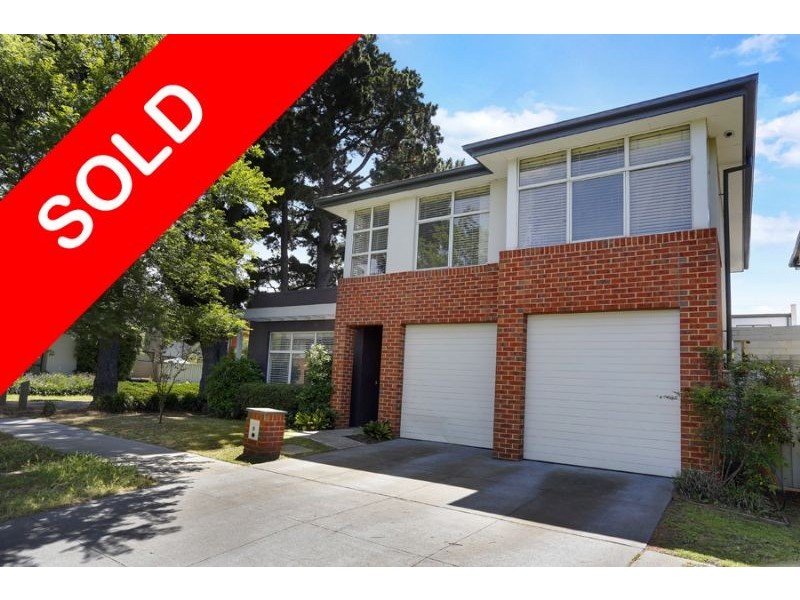 6 Lords Avenue, Mulgrave VIC 3170