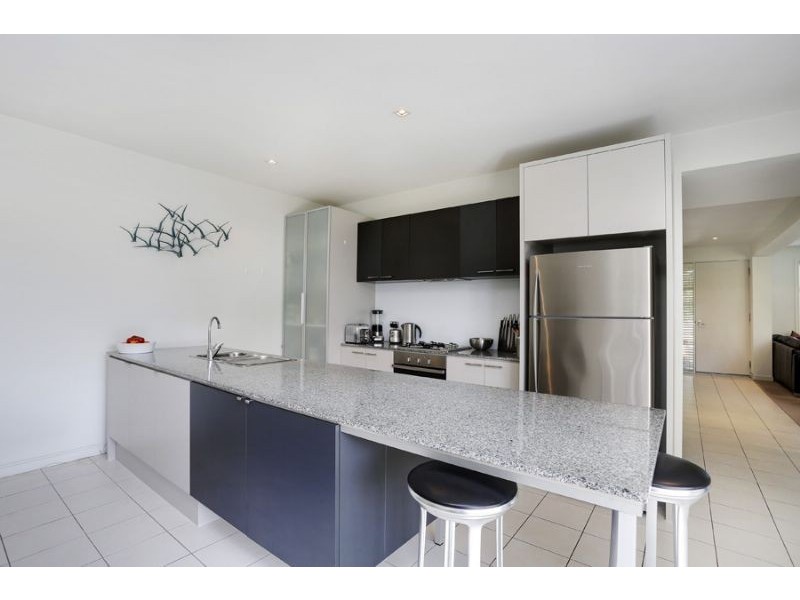 6 Lords Avenue, Mulgrave VIC 3170