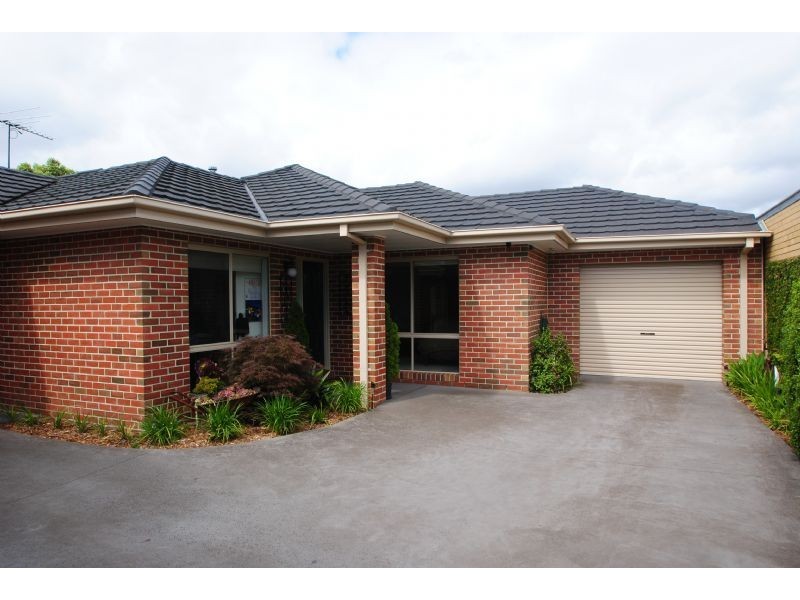 2/20 Palmbeach Crescent, Mount Waverley VIC 3149