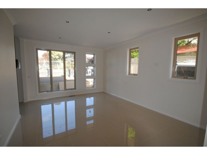 1/29 Mountain Ash Avenue, Ashwood VIC 3147