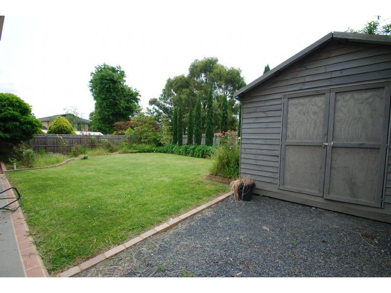 31 Highwood Drive, Wheelers Hill VIC 3150