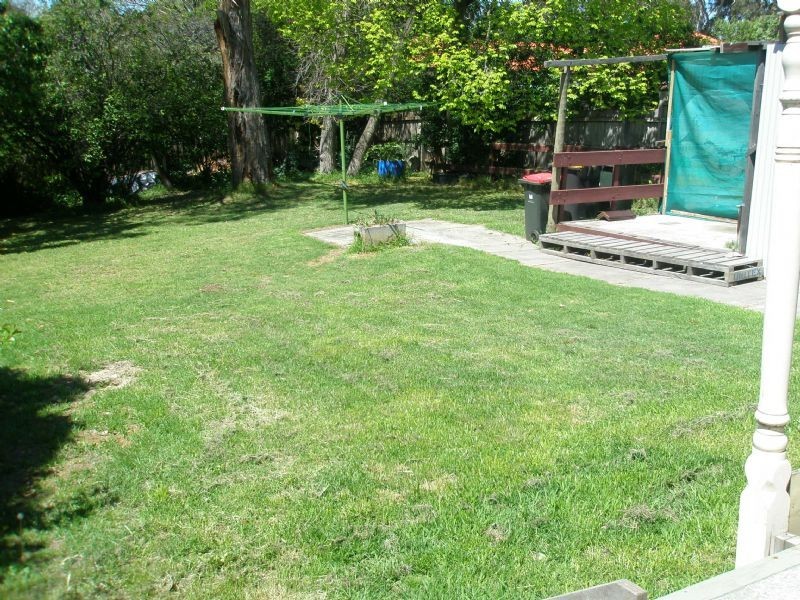 22 Meadow Crescent, Mount Waverley VIC 3149