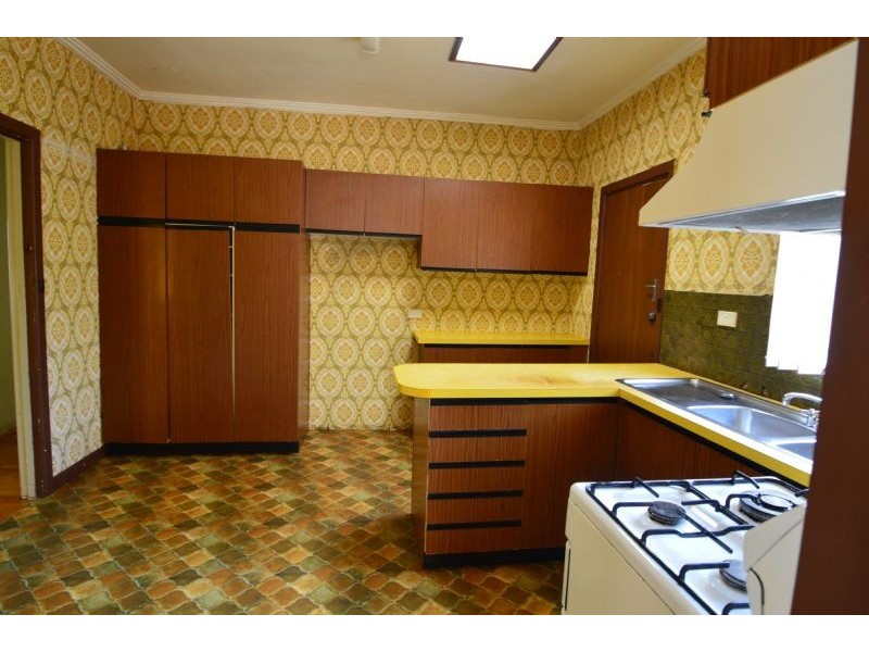 18 Kemp Avenue, Mount Waverley VIC 3149