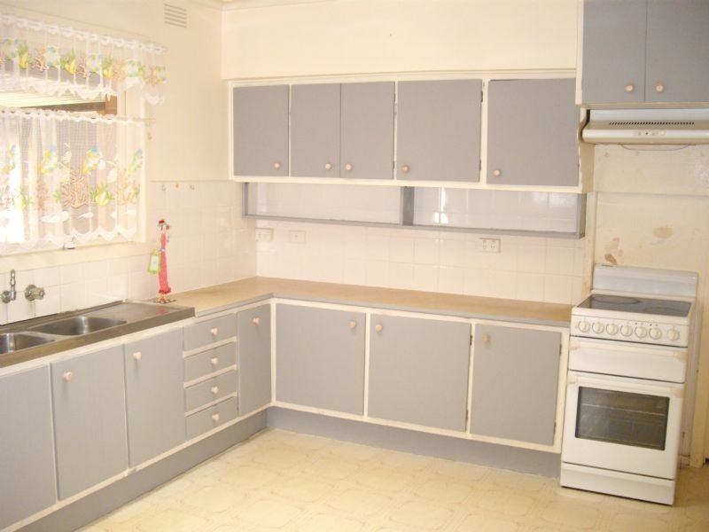 8 Clivejay Street, Glen Waverley VIC 3150