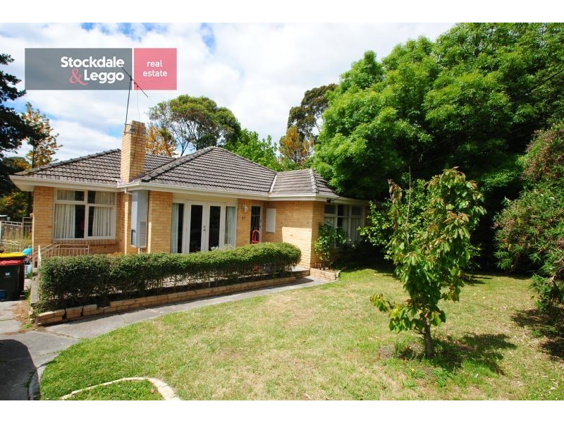25 Ian Grove, Mount Waverley VIC 3149