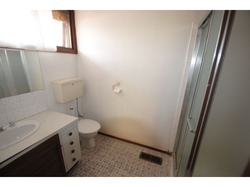 74 Huntingdale Road, Mount Waverley VIC 3149