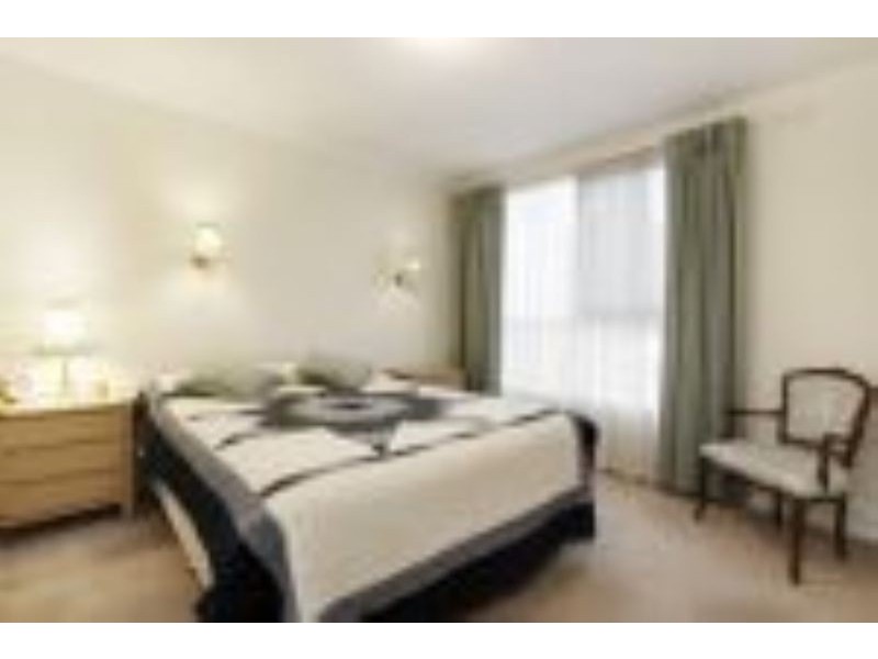 35 Hampshire Road, Glen Waverley VIC 3150