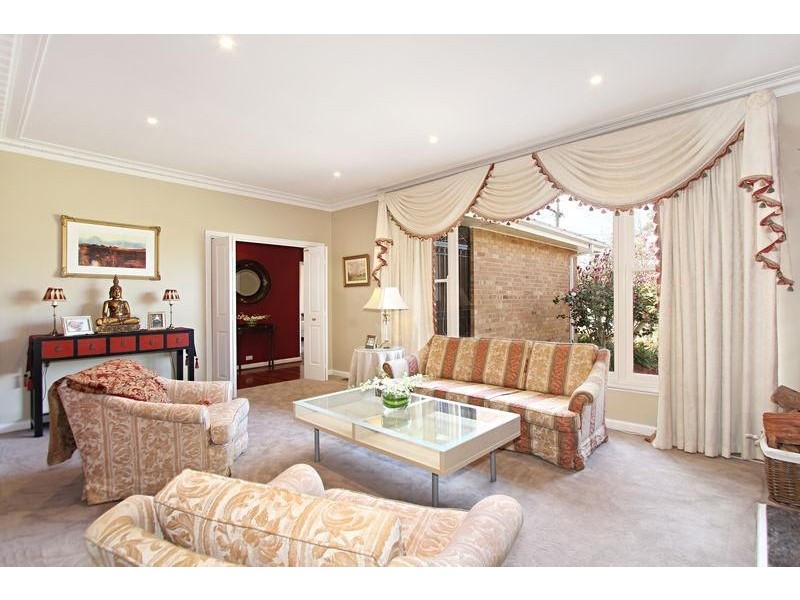 61 Sunhill Road, Mount Waverley VIC 3149