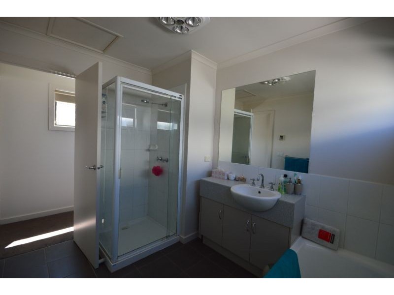 11 Macpherson Street, Footscray VIC 3011