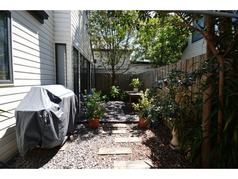 11 Macpherson Street, Footscray VIC 3011