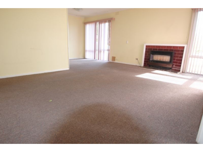 37 Johnson Drive, Glen Waverley VIC 3150