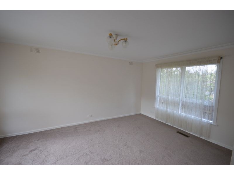 5/23 McCubbin Street, Burwood VIC 3125