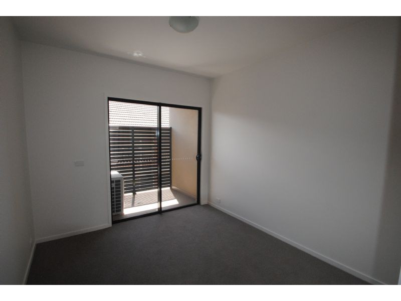 12/3 Close Avenue, Dandenong VIC 3175