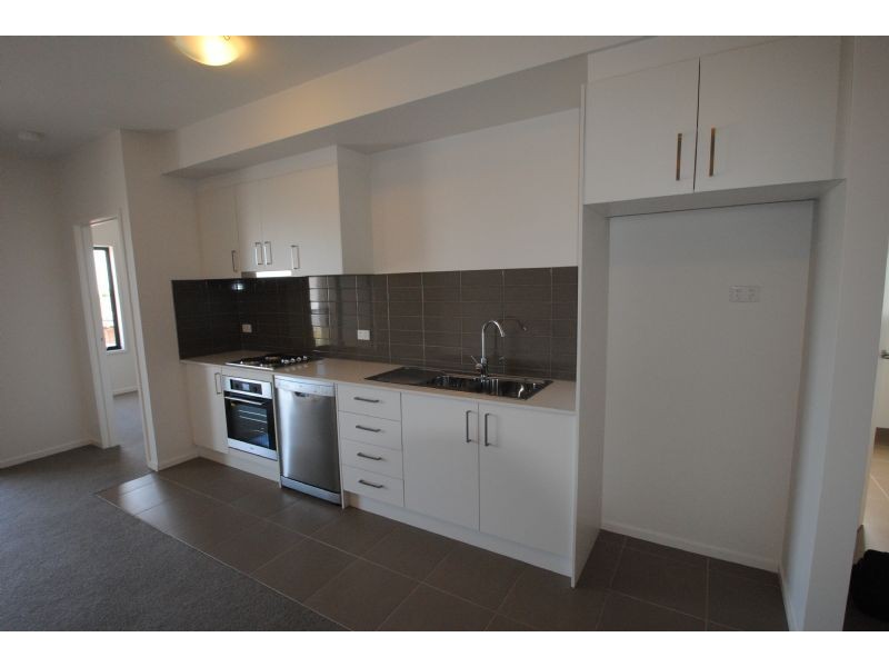 12/3 Close Avenue, Dandenong VIC 3175